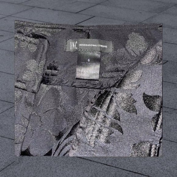 Pantalons à broderie - Picture 2 of 3